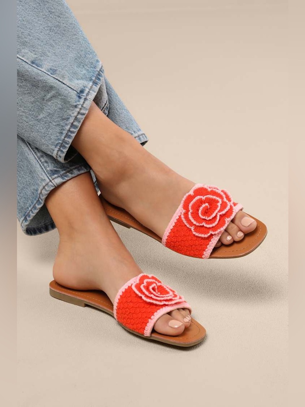 NWOT Lulu’s Simmy Orange and Pink Flower Slide Sandals